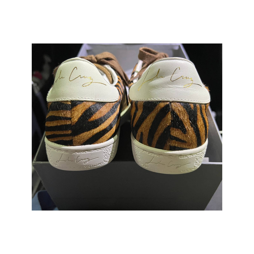 NWT Lola Cruz Star Sneakers - Picture 4 of 5